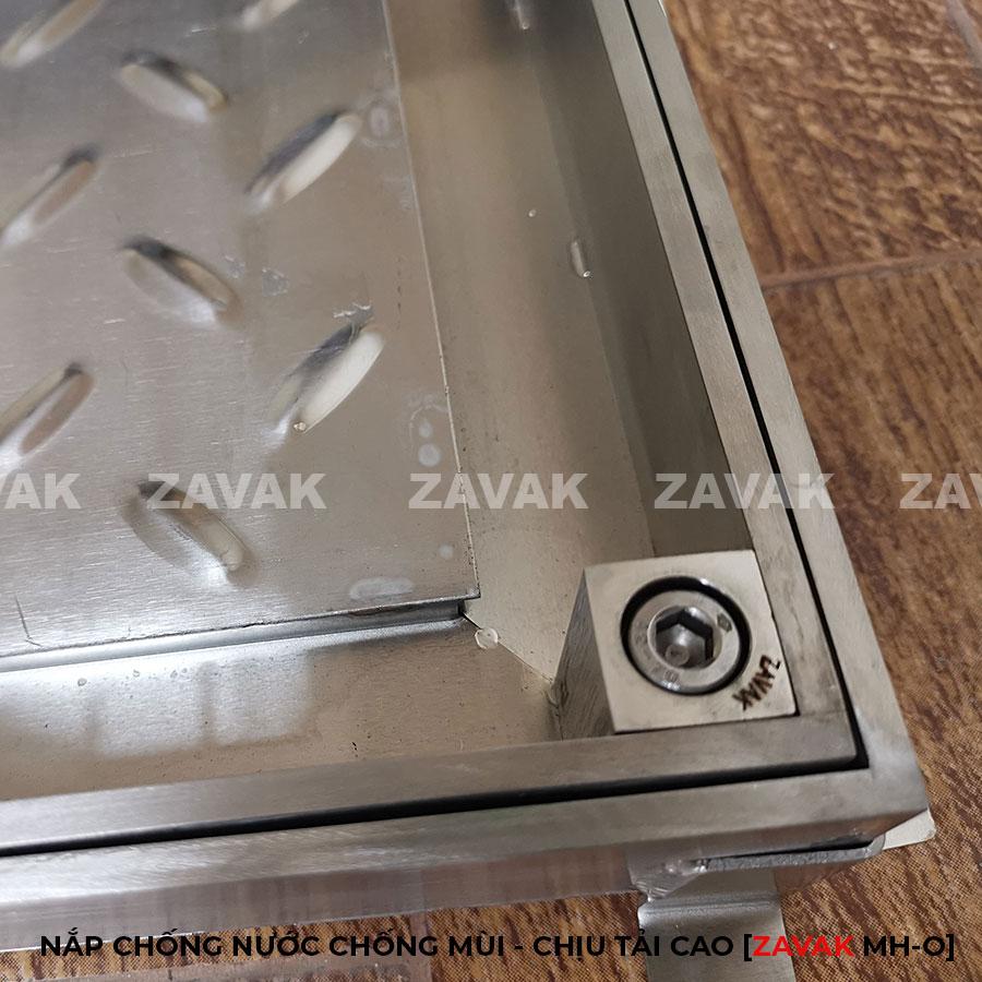 Nắp bể ngầm chịu tải cao Mh-O90 4 Khóa bulong nắp bể nước ngầm inox, nắp hố ga inox Zavak MH-O