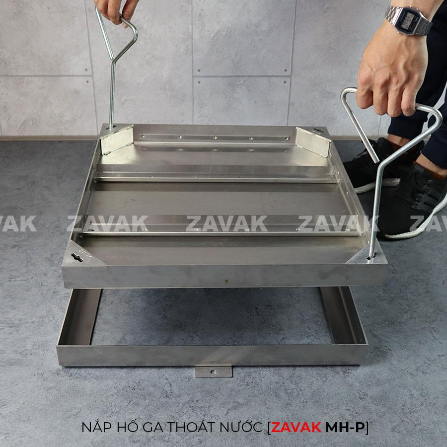 Nắp hố ga thoát nước Mh-p50 11 Khung inox Nắp hố ga thoát nước mưa Zavak MH-P lát gạch kích thước 50x50