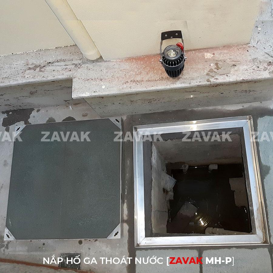 Nắp hố ga thoát nước Mh-p50 4 Nắp hố ga thoát nước mưa ớ sân zavak mhp