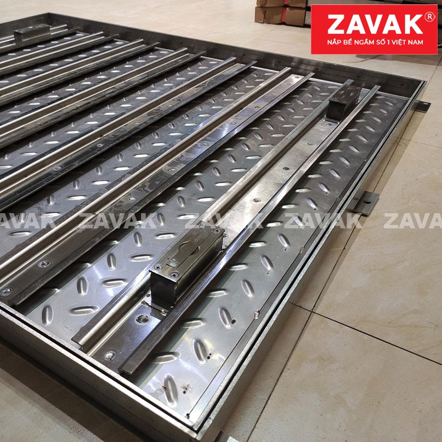 Nắp hố ga thoát nước Mh-p90x100 6 nắp hố ,ga âm sàn inox ZavakNắp hố ga thoát nước, hố ga thoát nước mưa, nắp hố ga chống hôi, hố ga thu nước,